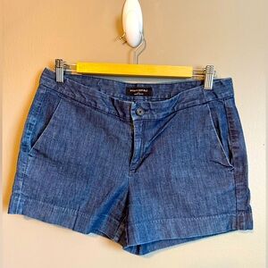 Banana Republic Hampton Fit Short Sz. 6